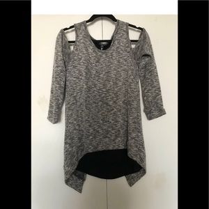 Lord & Taylor Pullover Sz S - Asymmetrical Hem - Slit